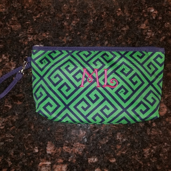 NEW! ML Pouch - Picture 5 of 5